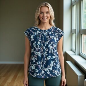 Elle Navy Floral Blouse XL – Lightweight, Flowy, Everyday Top